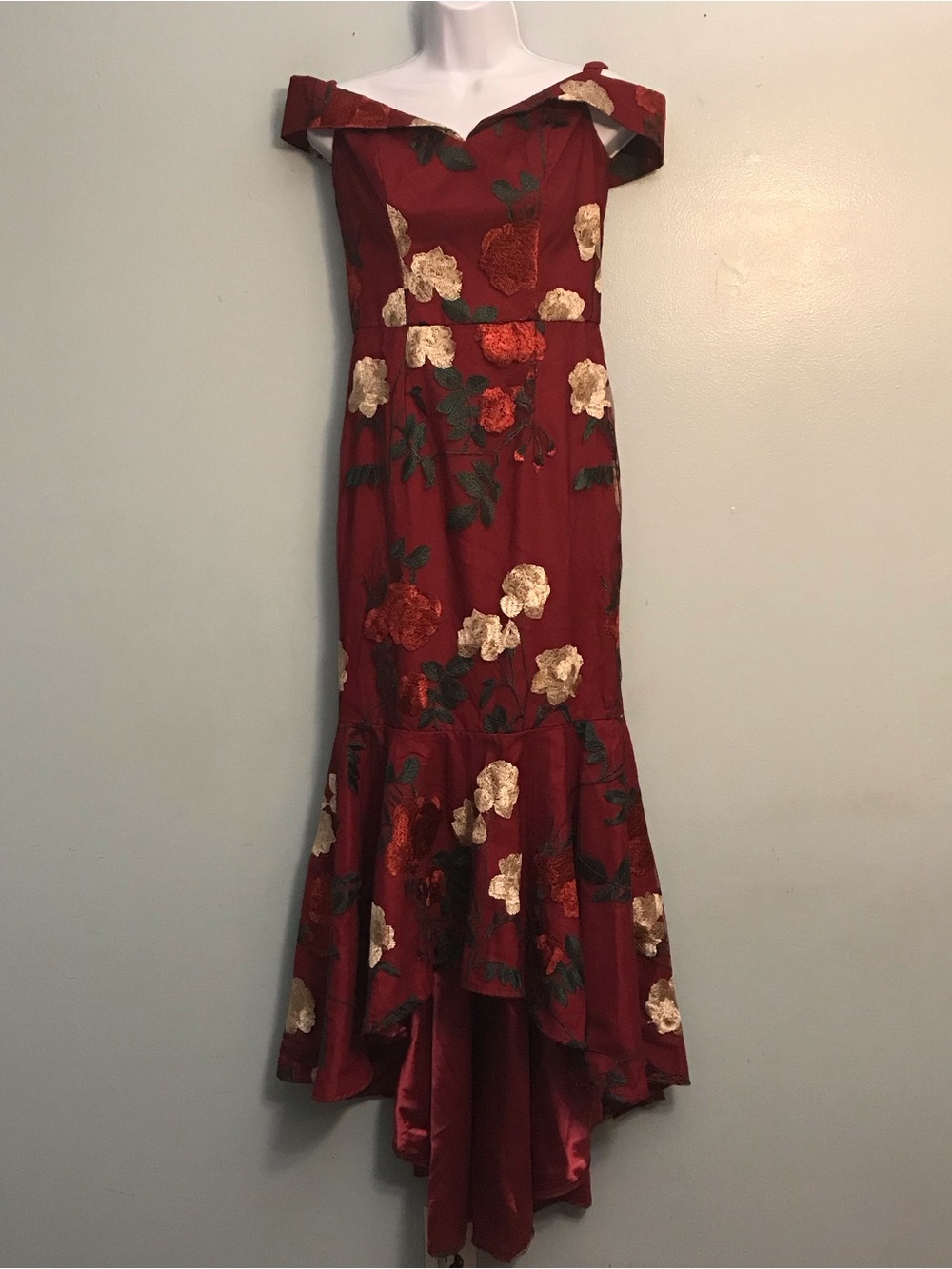 Chi Chi London Red Floral V-Neck Midi Dress